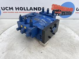 Demag AC 100-4 main valve block